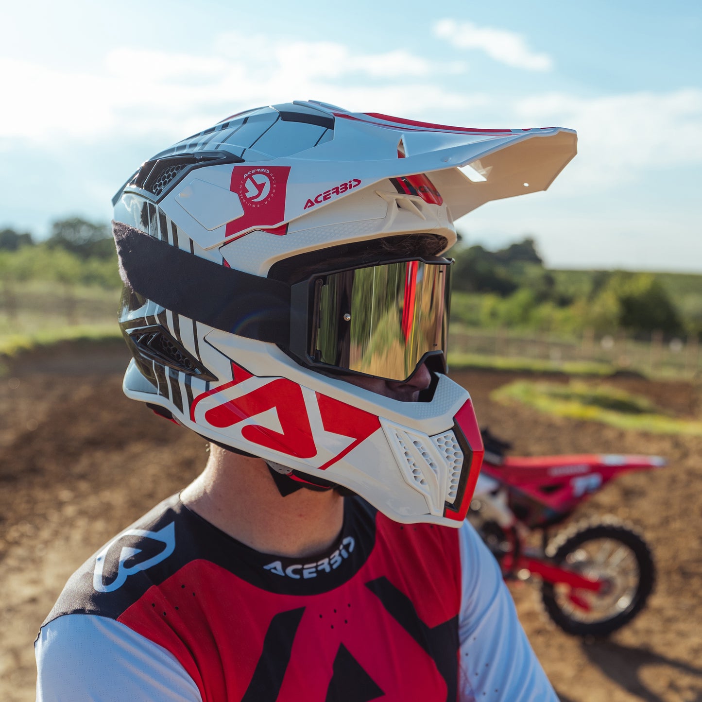 Casco Motocross Enduro Acerbis AIRSTRIKE-C CARBON BIANCO ROSSO